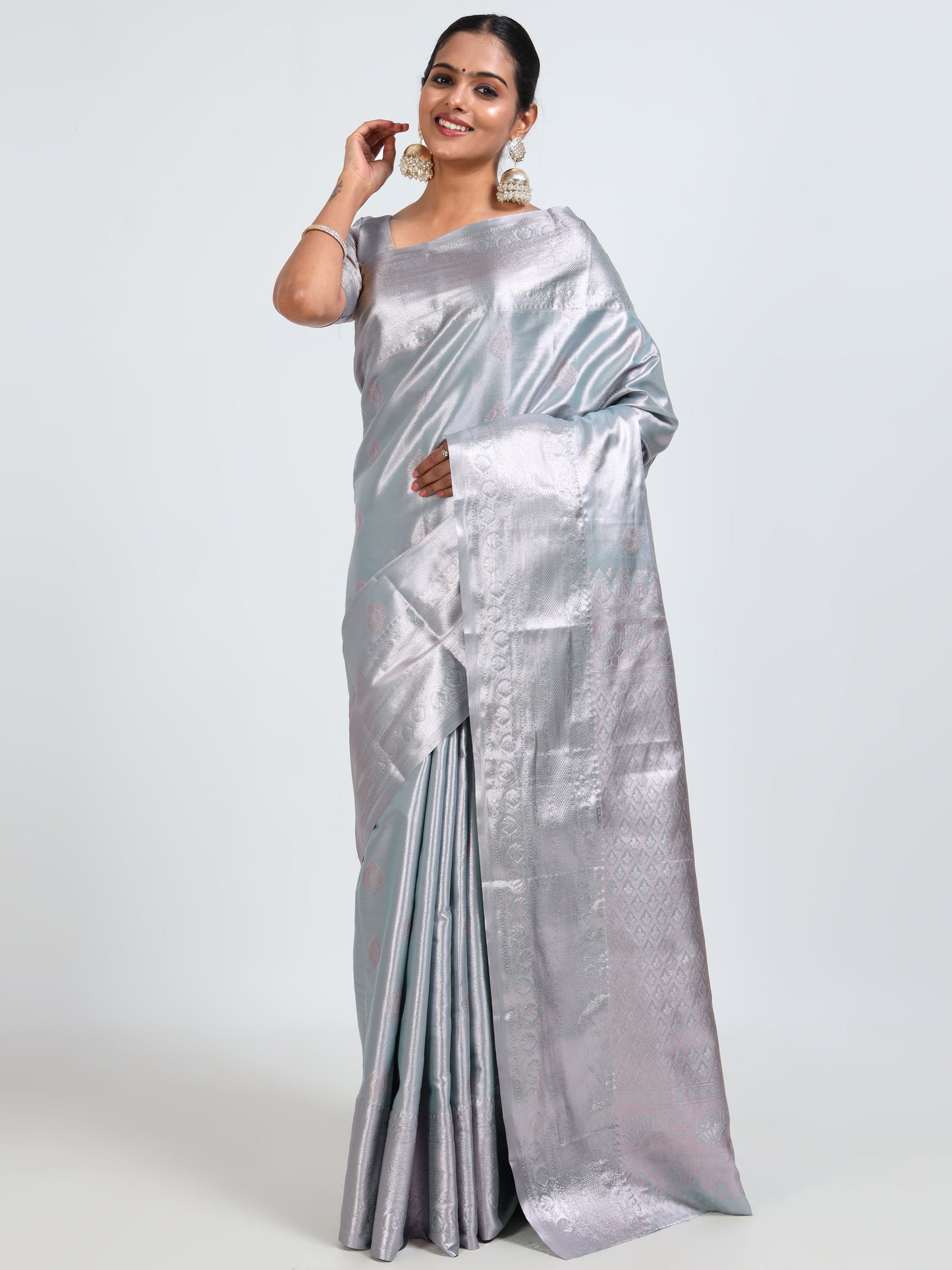 Regent Grey silk saree with matching unstitched blouse