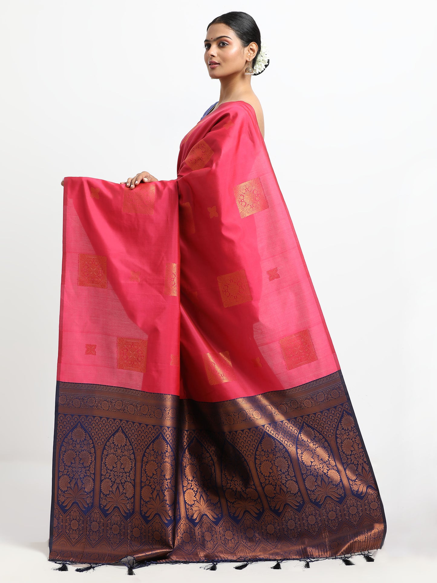 Warm Pink silk saree with matching unstitched blouse